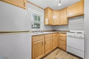 310 10th St S, Moorhead, MN 56560 - Photo 23