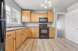 310 10th St S, Moorhead, MN 56560 - Photo 7