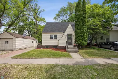 310 10th Street S, Moorhead, MN 56560 - Photo 3