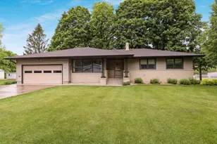 407 S Scott St, Elmwood, WI 54740 - Photo 1