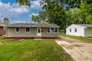 8201 32nd Pl N, Crystal, MN 55427 - Photo 1