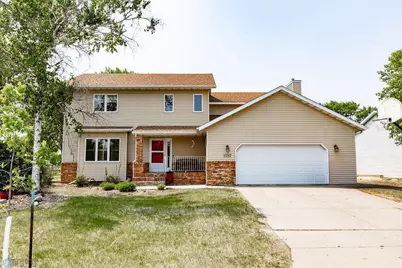 1727 33rd Street S, Moorhead, MN 56560 - Photo 1