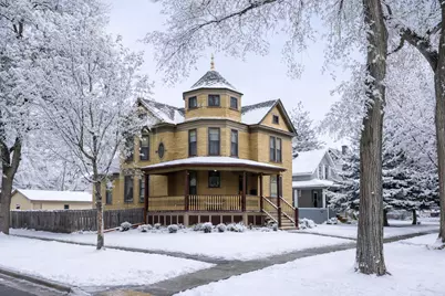 1121 4th Avenue S, Fargo,  58103 - Photo 1