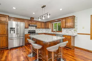 2546 Hazelwood St, Maplewood, MN 55109 - Photo 1