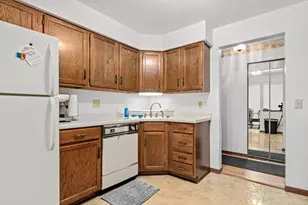 999 41st Ave NE, Columbia Heights, MN 55421 - Photo 3