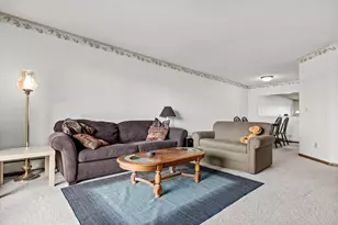 999 41st Ave NE, Columbia Heights, MN 55421 - Photo 7