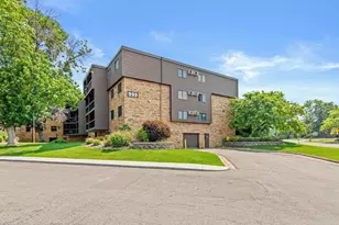 999 41st Ave NE, Columbia Heights, MN 55421 - Photo 17