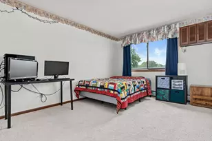 999 41st Ave NE, Columbia Heights, MN 55421 - Photo 9