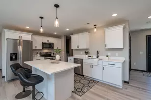 3120 Scotch Ln, Mankato, MN 56001 - Photo 5