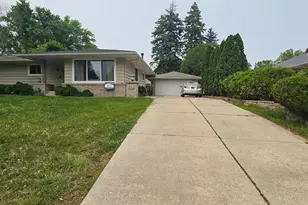 1902 1st Ave NW, Austin, MN 55912 - Photo 1