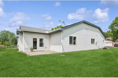 185 21st Avenue SW, Cambridge, MN 55008 - Photo 7