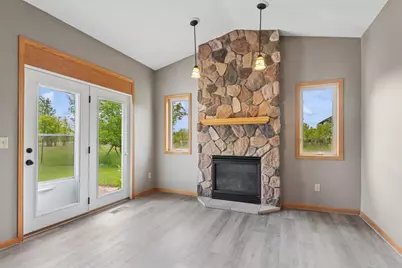 185 21st Avenue SW, Cambridge, MN 55008 - Photo 29