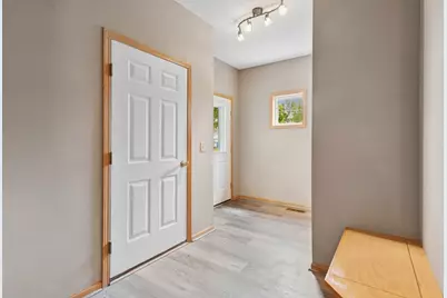185 21st Avenue SW, Cambridge, MN 55008 - Photo 11