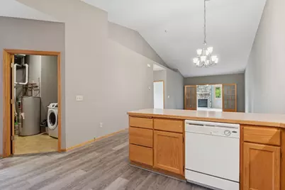 185 21st Avenue SW, Cambridge, MN 55008 - Photo 19