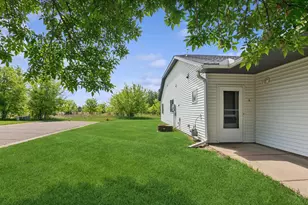 185 21st Ave SW, Cambridge, MN 55008 - Photo 5