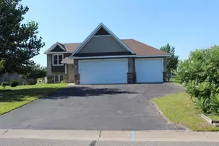 1027 Taft St S, Cambridge, MN 55008 - Photo 1