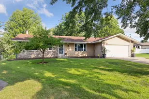 8282 Iverson Ct S, Cottage Grove, MN 55016 - Photo 1