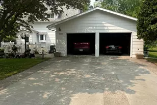 406 Roberts Ave NE, Warroad, MN 56763 - Photo 5