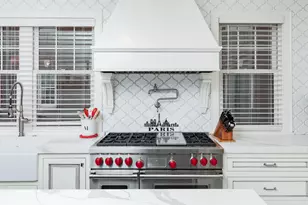 818 Summit Ave, Saint Paul, MN 55105 - Photo 15