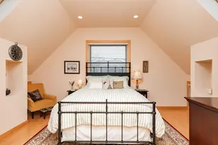 818 Summit Ave, Saint Paul, MN 55105 - Photo 57