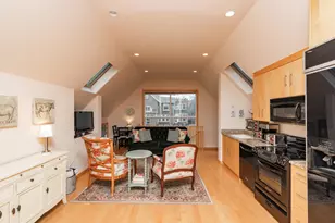 818 Summit Ave, Saint Paul, MN 55105 - Photo 47