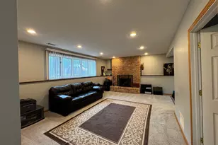 8000 Winnetka Heights Dr, Golden Valley, MN 55427 - Photo 33