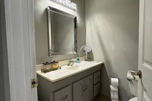 8000 Winnetka Heights Dr, Golden Valley, MN 55427 - Photo 25