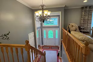 8000 Winnetka Heights Dr, Golden Valley, MN 55427 - Photo 7