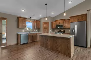 212 Woolgrass Wy, Avon, MN 56310 - Photo 3