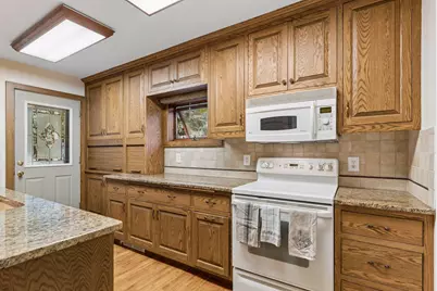 8 Bates Avenue, Saint Paul, MN 55106 - Photo 41
