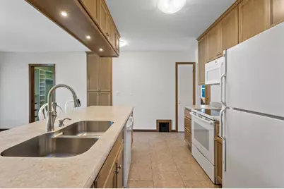 3514 Sumter Avenue S, Saint Louis Park, MN 55426 - Photo 9