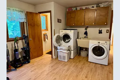 1831 State Highway 11 SE, Baudette, MN 56623 - Photo 9