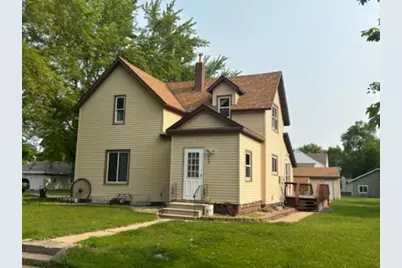 664 12th Street, Windom, MN 56101 - Photo 1
