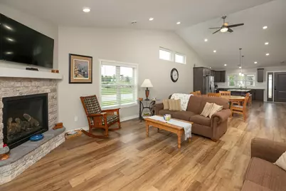 2882 Meadowview Lane NE, Owatonna, MN 55060 - Photo 9