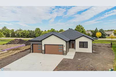 4740 Hampton Loop S, Moorhead, MN 56560 - Photo 1