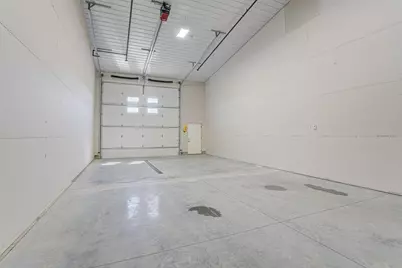 721 Industrial Boulevard #E1, Watertown, MN 55388 - Photo 25