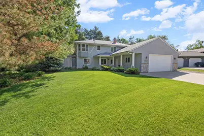 13600 69th Avenue N, Maple Grove, MN 55311 - Photo 7
