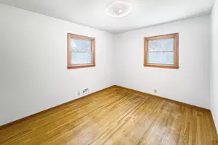 3649 Perry Ave N, Robbinsdale, MN 55422 - Photo 9