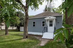 359 5th St NW, Perham, MN 56573 - Photo 1