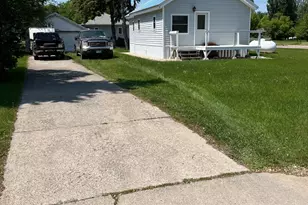 337 Main St N, Greenbush, MN 56726 - Photo 3