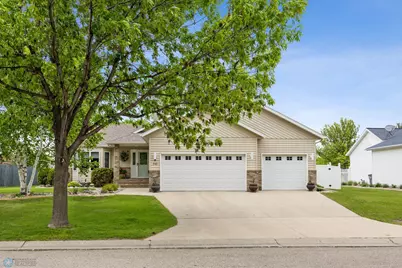 540 41st Avenue S, Moorhead, MN 56560 - Photo 1