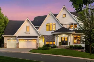 6653 Amberwood Ln, Chanhassen, MN 55317 - Photo 1