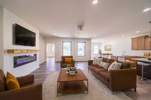 117 Altavista Dr, Detroit Lakes, MN 56501 - Photo 5