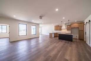 117 Altavista Dr, Detroit Lakes, MN 56501 - Photo 7