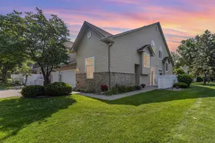 2675 Mallard Dr, Woodbury, MN 55125 - Photo 1