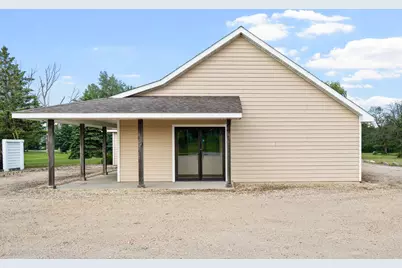 3700 11th Place NE, Lansing Township, MN 55912 - Photo 13