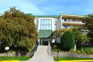 10411 Cedar Lake Rd, Hopkins, MN 55305 - Photo 3