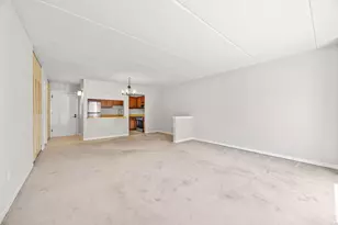 10411 Cedar Lake Rd, Hopkins, MN 55305 - Photo 13