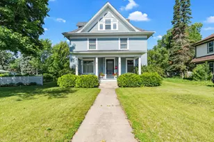 922 Fillmore St, Alexandria, MN 56308 - Photo 1