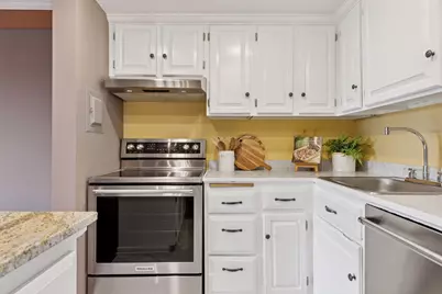 400 Groveland Avenue #708, Minneapolis, MN 55403 - Photo 9